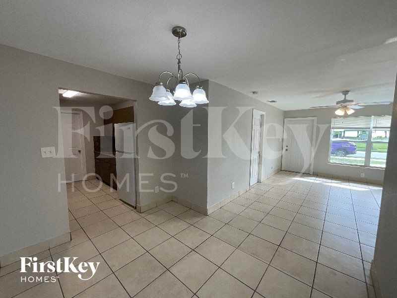 1751 Nw 35th Way - Photo 2 of 15