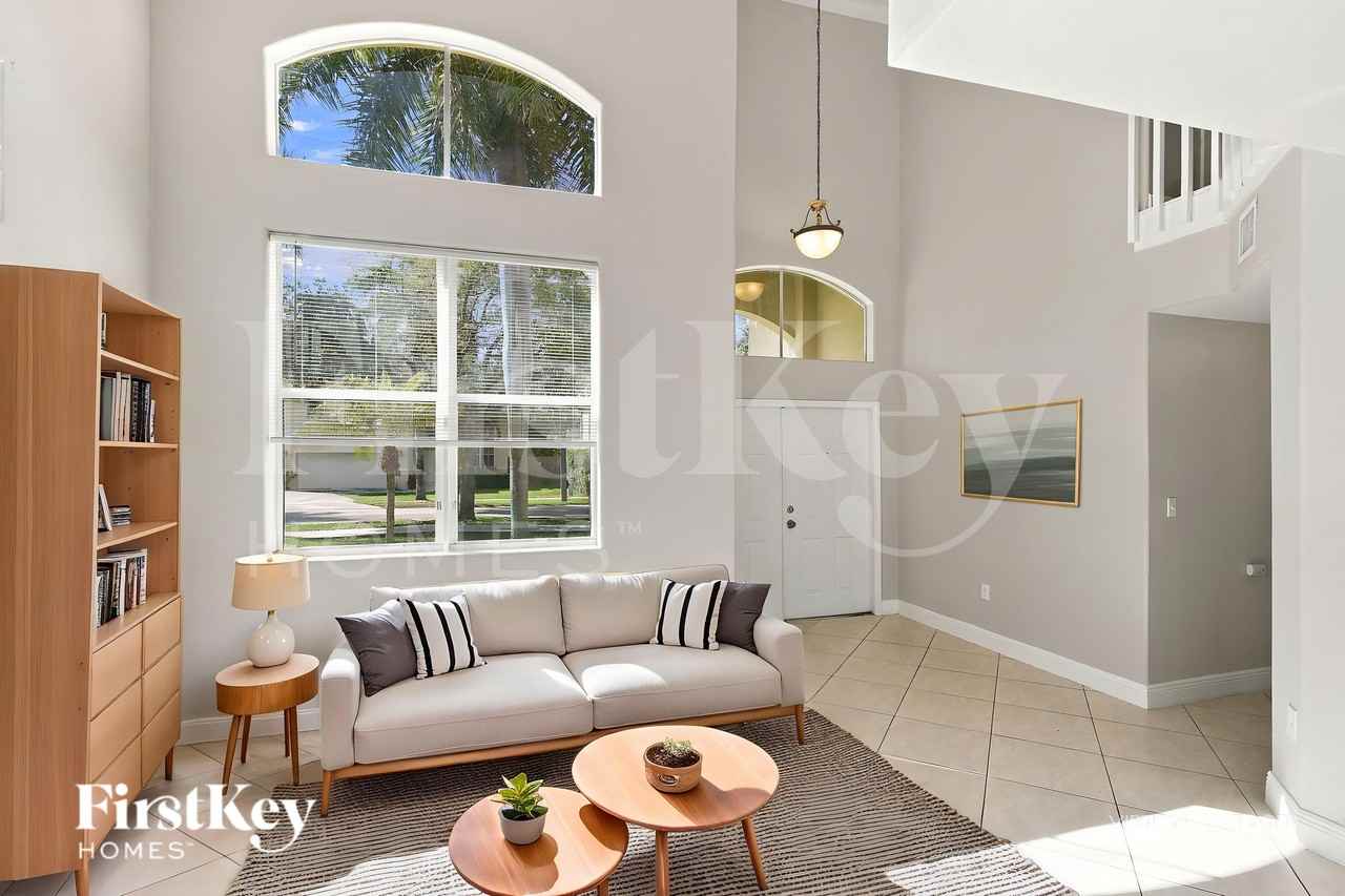 16119 Solana Rd - Photo 4 of 20
