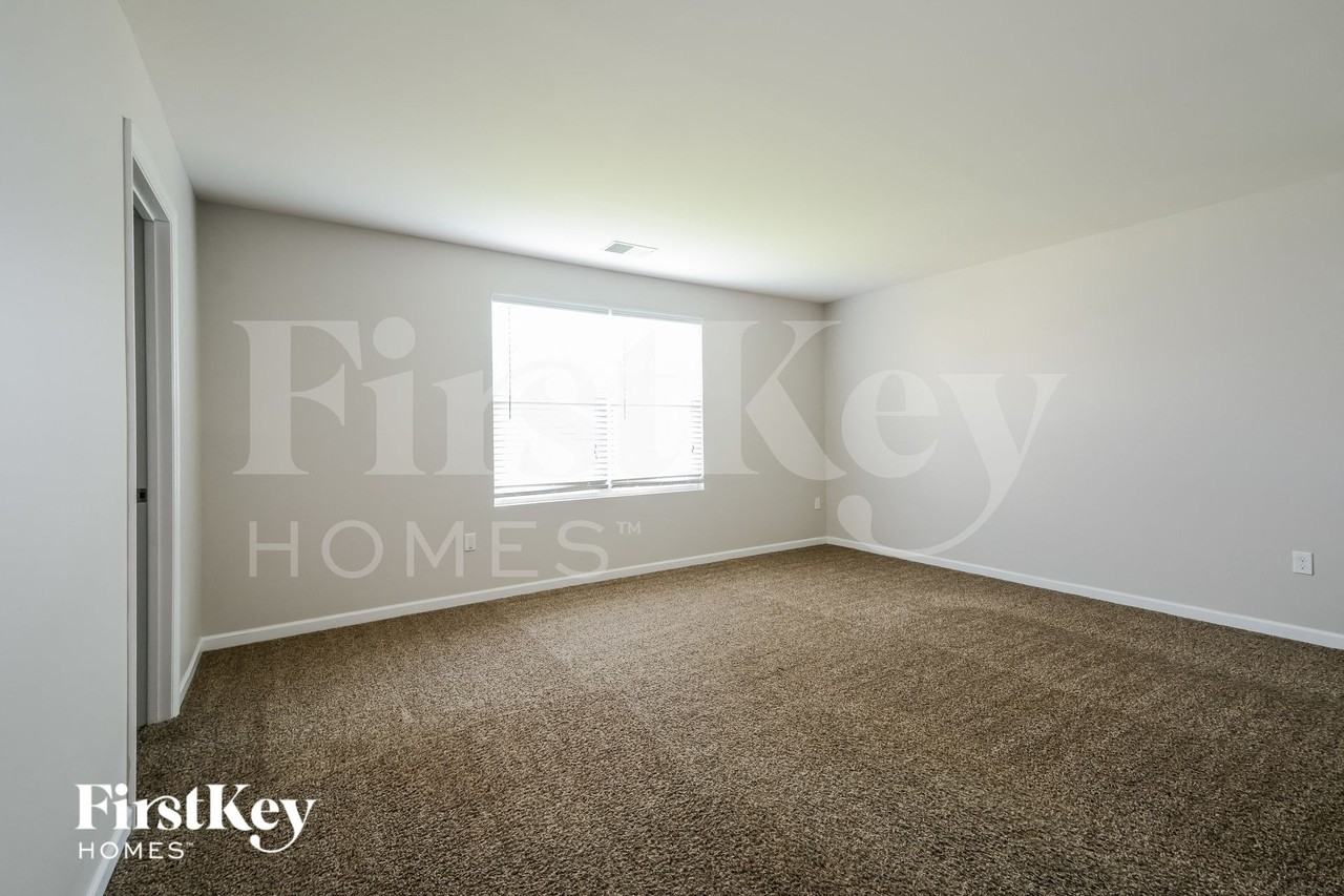 159 Fox Creek Drive - Photo 7 of 15