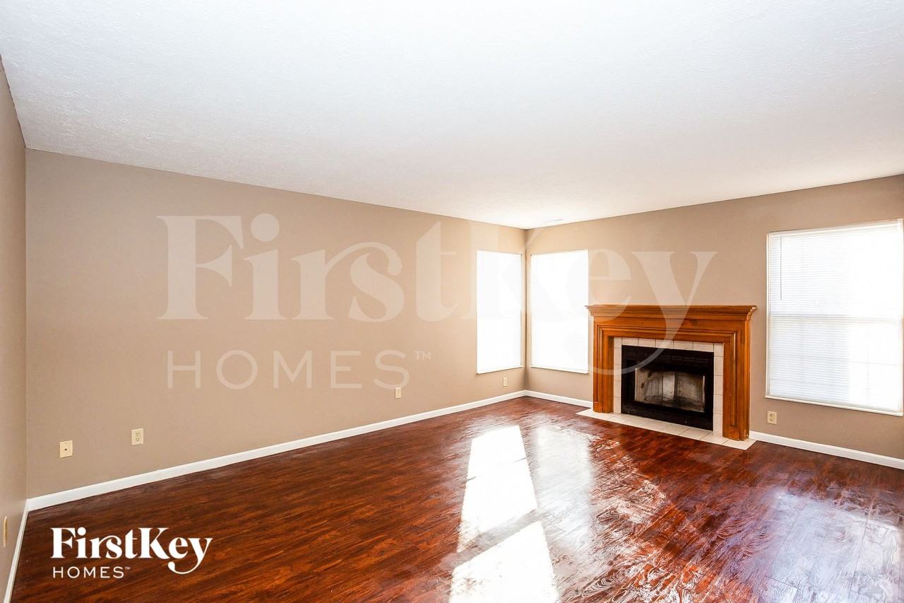 12645 Roan Ln - Photo 4 of 15
