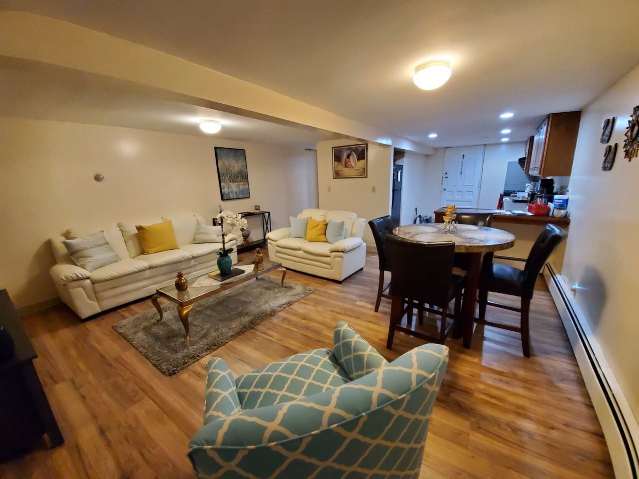 18 Home Ct #1 - Photo 3 of 6