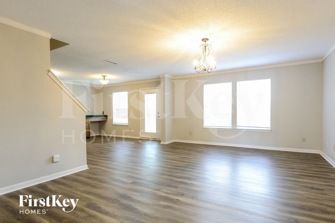 10964 Sweetsen Rd - Photo 2 of 16