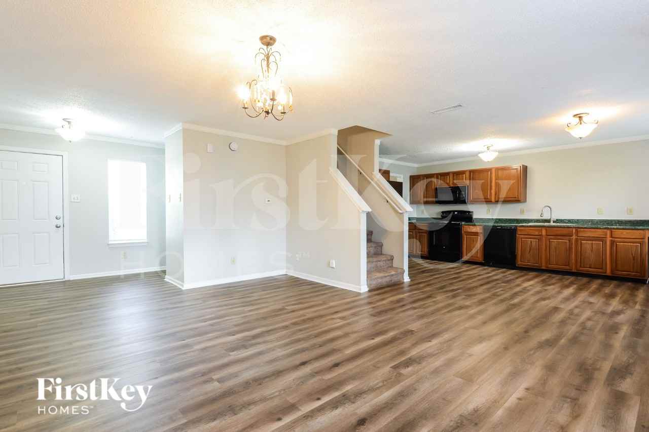 10964 Sweetsen Rd - Photo 3 of 16
