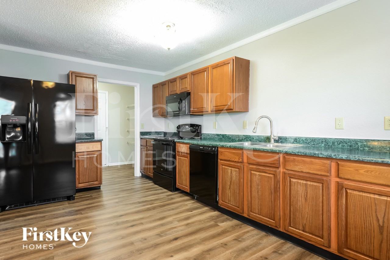 10964 Sweetsen Rd - Photo 5 of 16