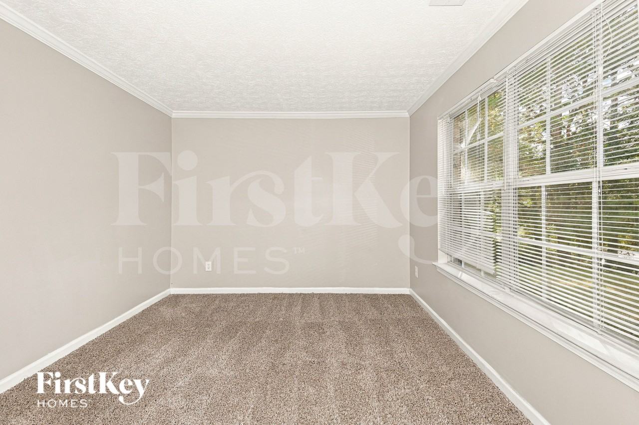 10959 Hondal Ct - Photo 2 of 19