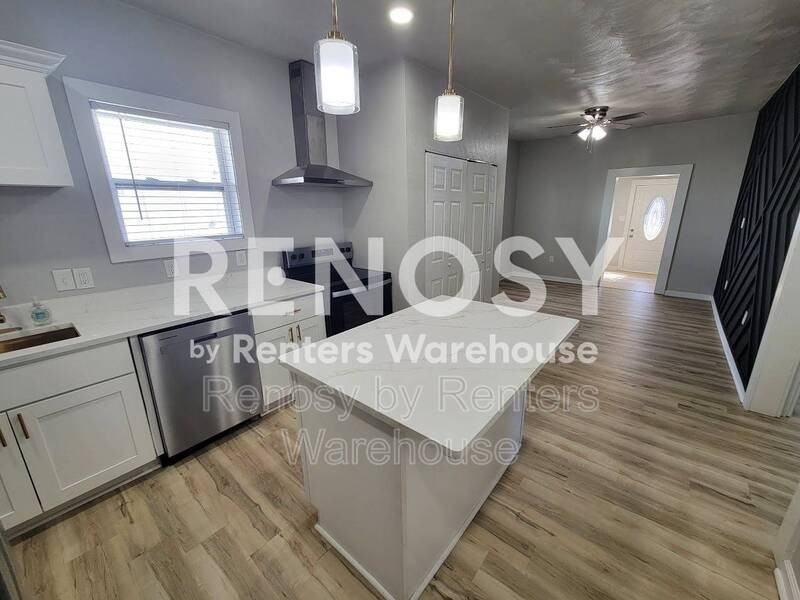 1012 Hannah St - Photo 6 of 22