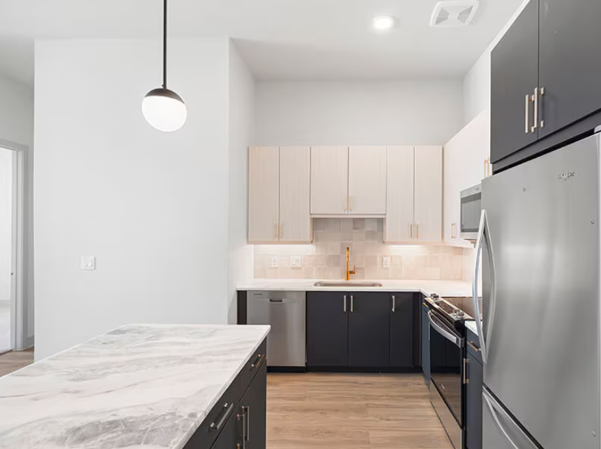 955 Saint Joseph Parkway #3809.0 - Photo 7 of 16