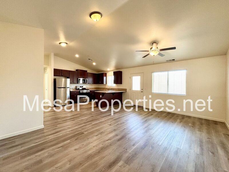 9550 Tamarisk Ave #150 - Photo 5 of 35
