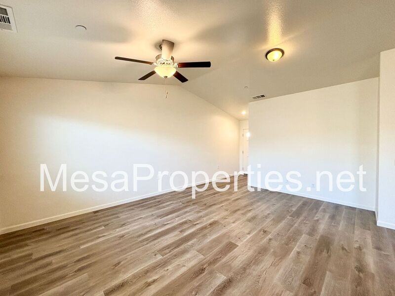 9550 Tamarisk Ave #150 - Photo 6 of 35
