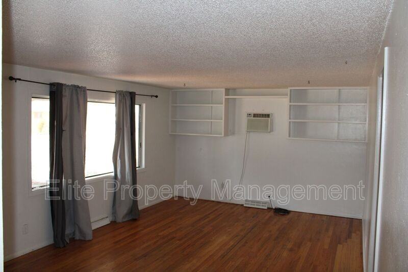 1514 Kickapoo Rd - Photo 4 of 13