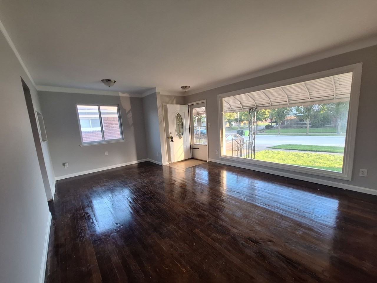 18069 Marquette St - Photo 3 of 29