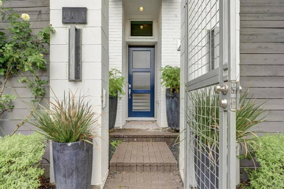 1211 Hickory St #A - Photo 2 of 16