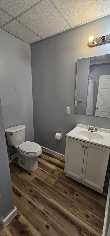203 E Washington St #203B - Photo 3 of 5