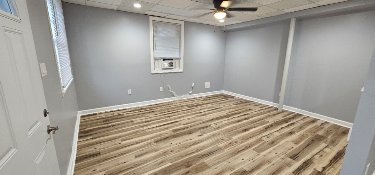 203 E Washington St #203B - Photo 5 of 5