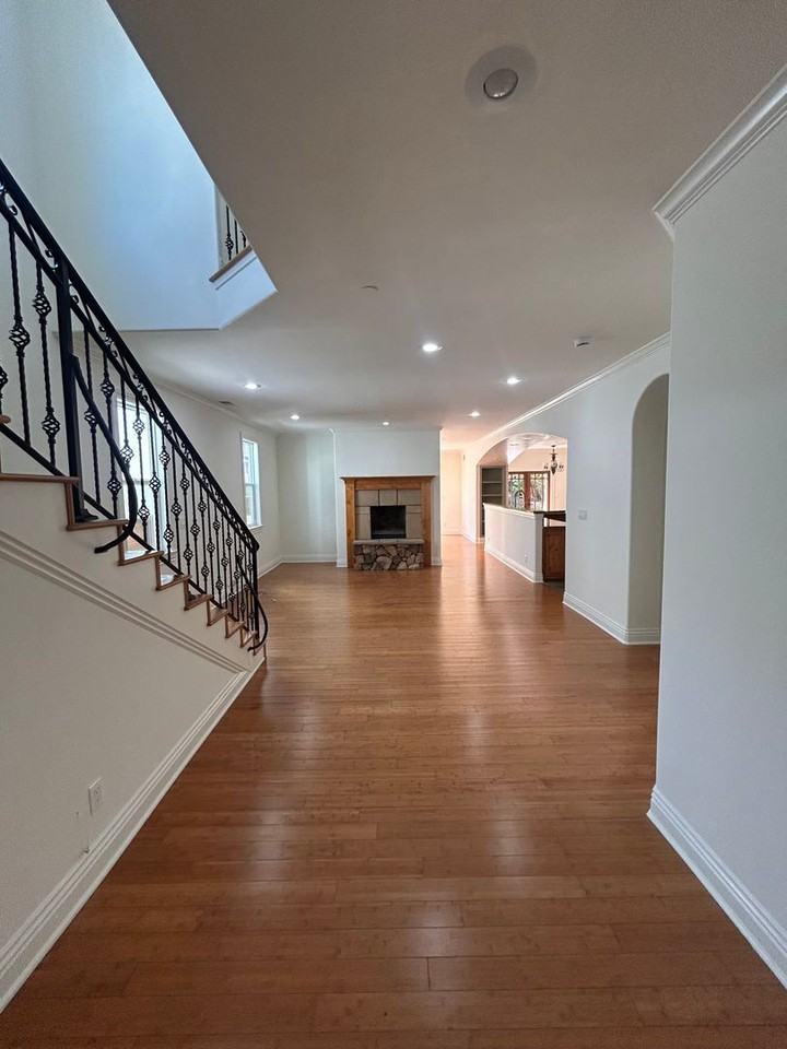 1431 S Irena Ave - Photo 7 of 50