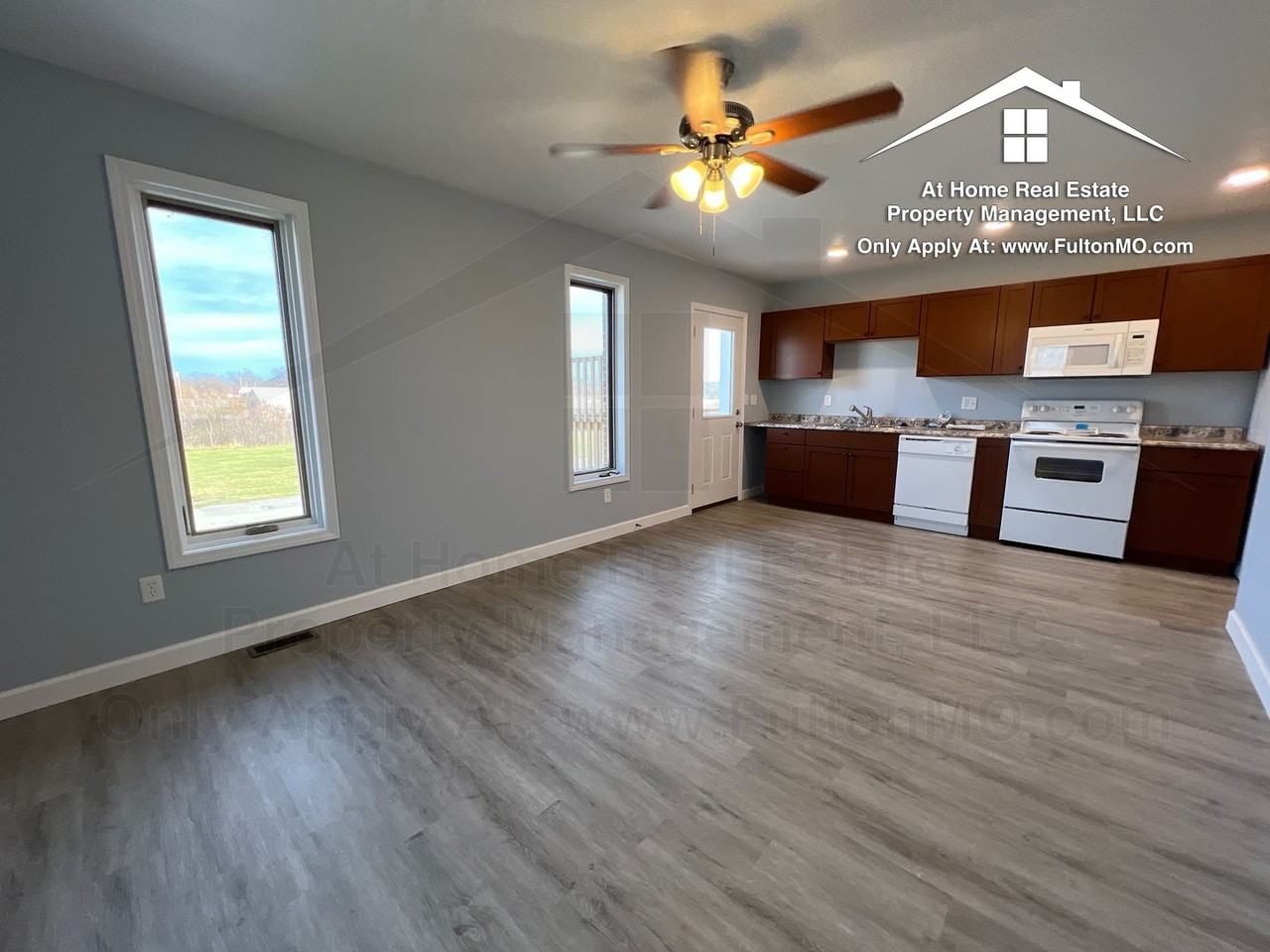5060 County Road 306 - Photo 3 of 12