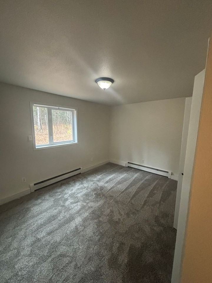 520 S Evolyn Dr - Photo 7 of 16