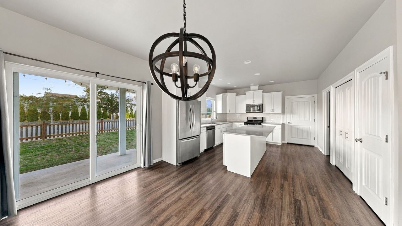 1631 Nw 6th Ave - Photo 4 of 19