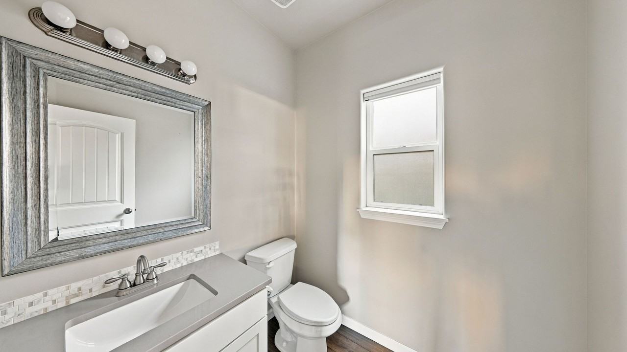 1631 Nw 6th Ave - Photo 7 of 19