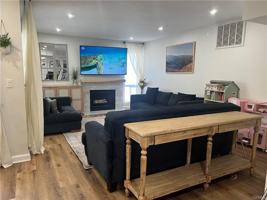 featured image of 20155 Keswick St ##106