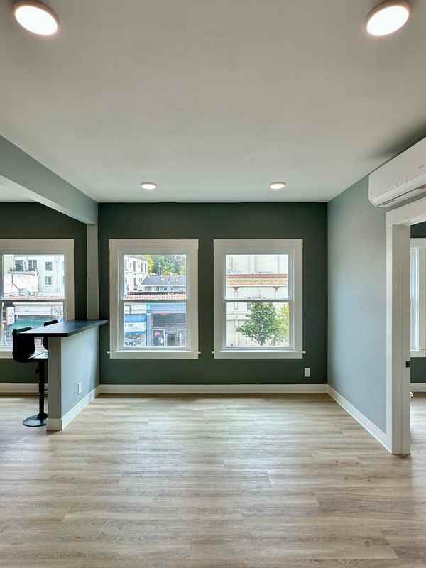 3209 Grand Ave - Photo 7 of 31
