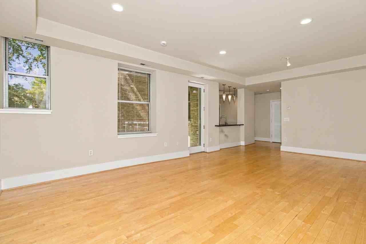 2914 11th St Nw #103 - Photo 3 of 12