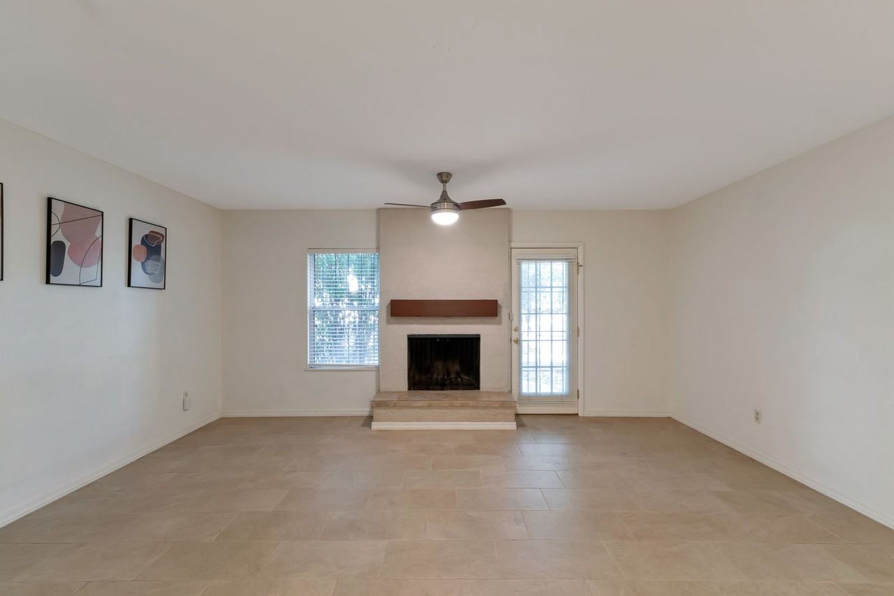 3750 N Country Club Rd #5 - Photo 7 of 17