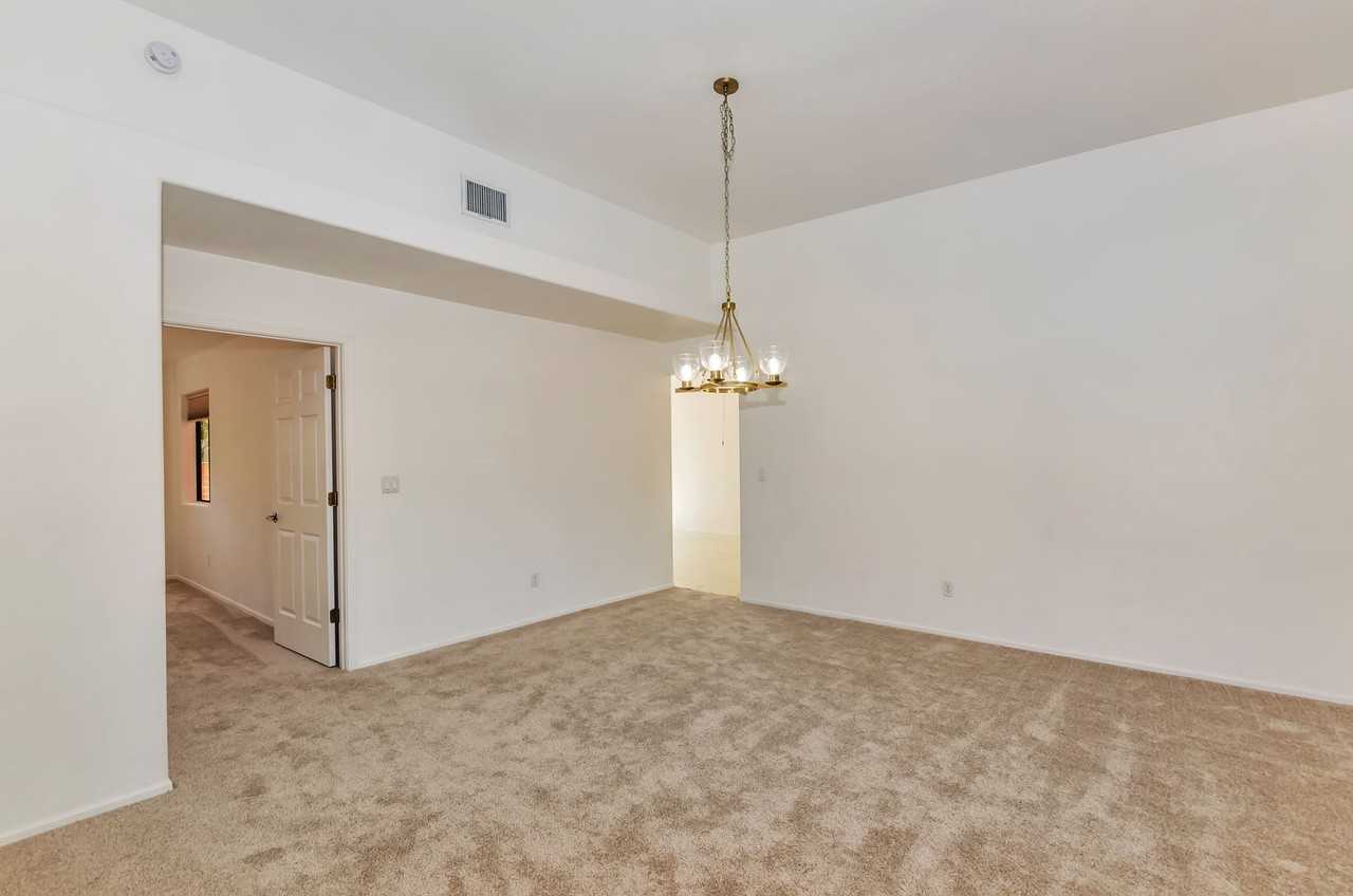 11 W Roma Dr - Photo 6 of 27