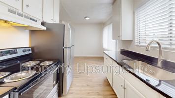 featured image of 1710 Bruce Dr #12