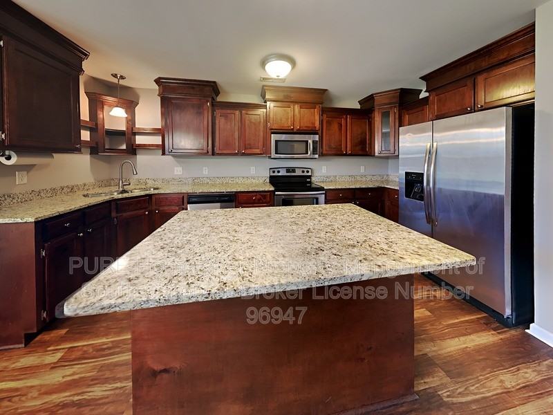 1815 Duke Dr - Photo 6 of 22
