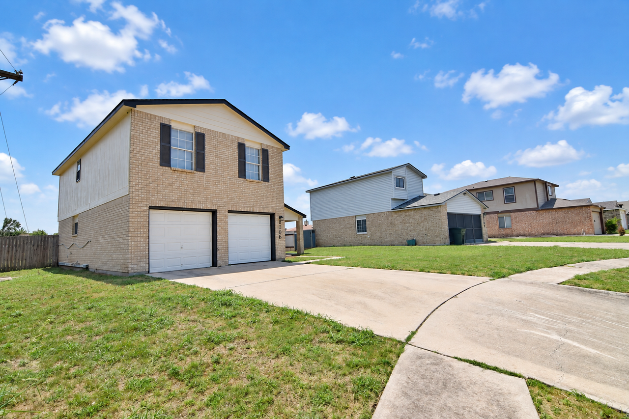 3106 Paintbrush Dr - Photo 3 of 24