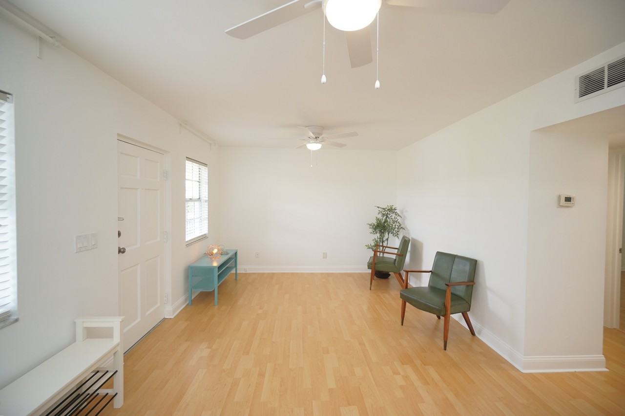 120 S Church Ave #206 - Photo 3 of 11
