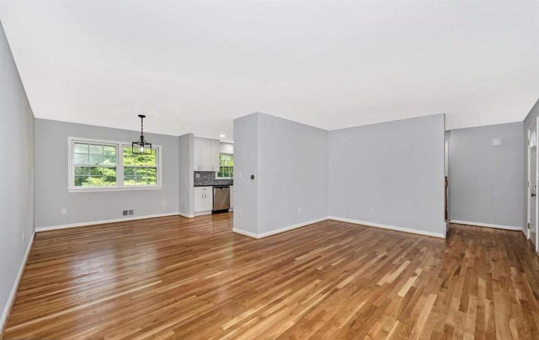 17501 Park Mill Dr - Photo 5 of 30