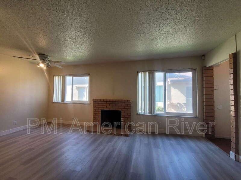 2843 Norcade Cir #2 - Photo 2 of 6