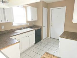 featured image of 22419 Springgate Dr