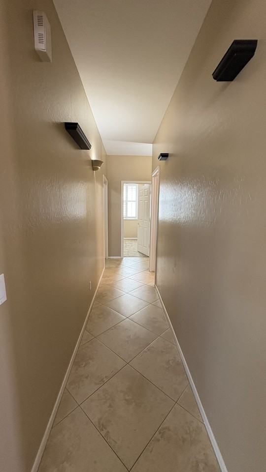 16953 W Limestone Dr - Photo 7 of 35
