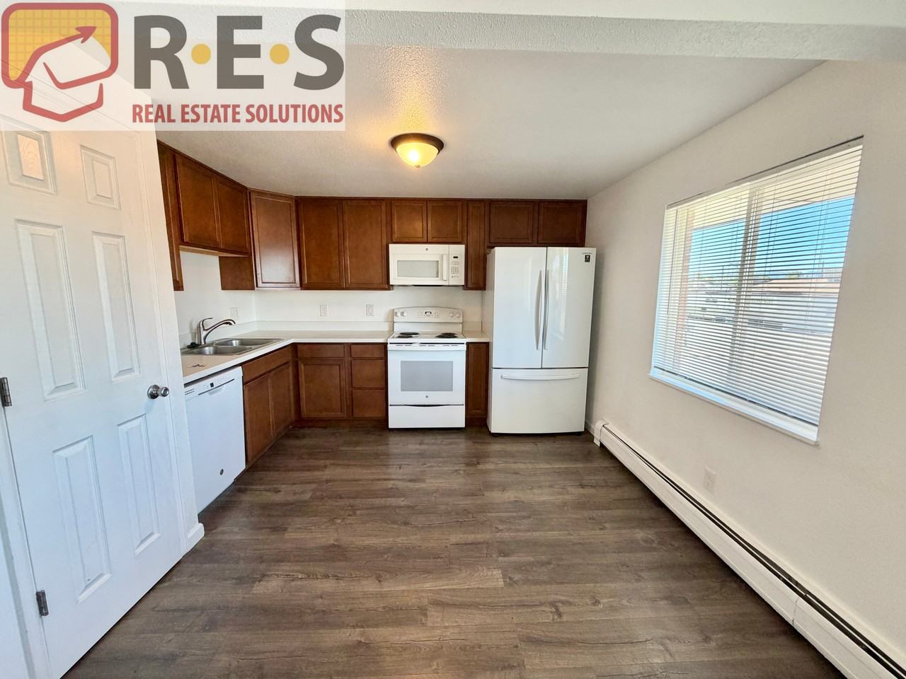 1090 S Eliot St #304 - Photo 3 of 9