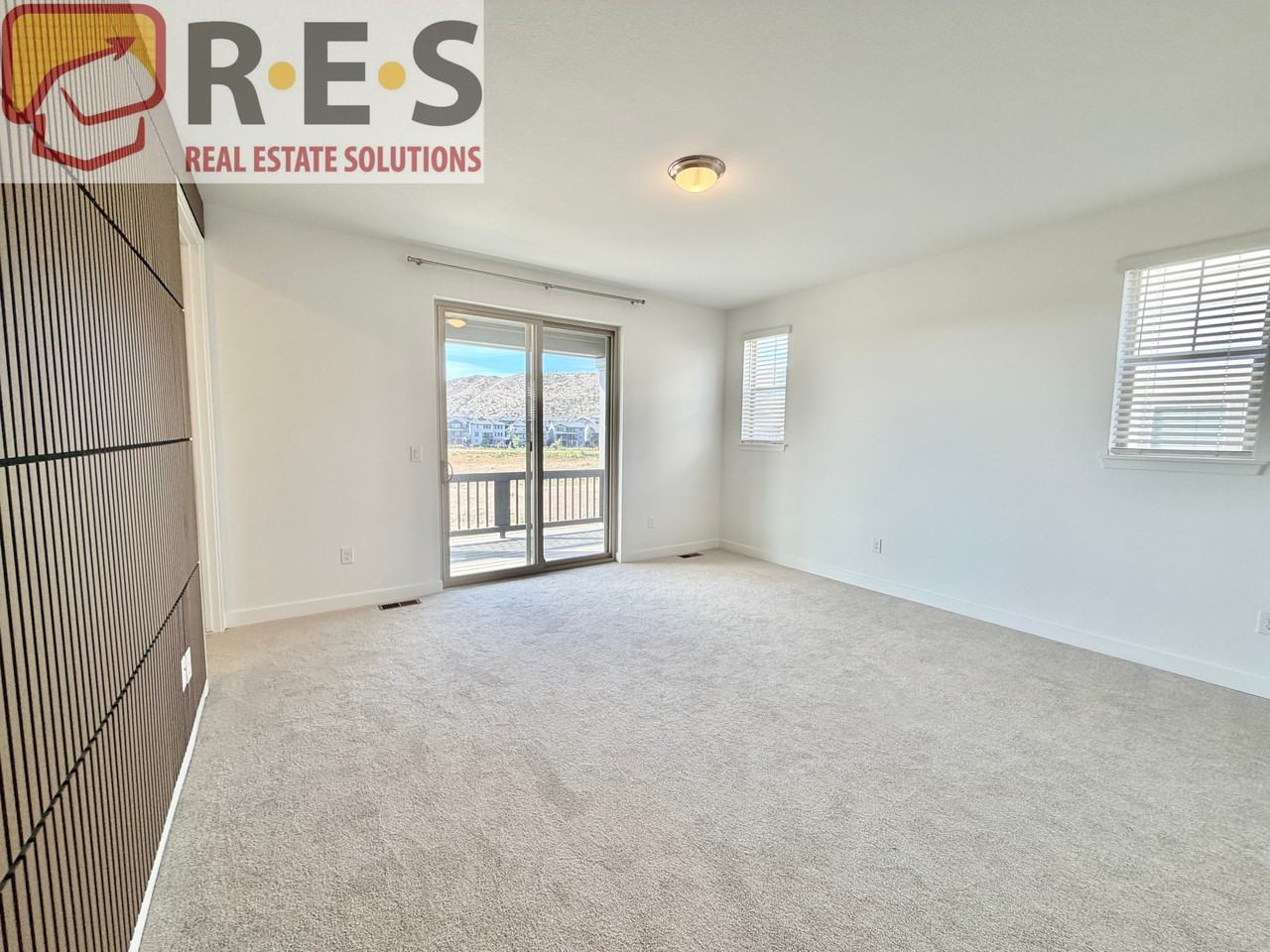 15402 W Dequesne Ave - Photo 5 of 11