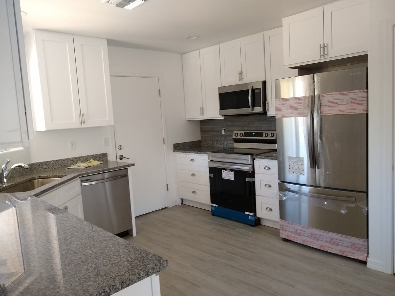 3011 N Los Altos Ave #NA - Photo 5 of 10