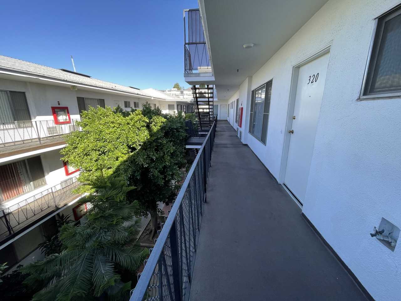 450 W Doran St #320 - Photo 7 of 8