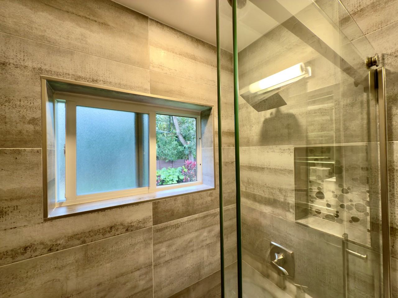 407 S 14th Ave #NA - Photo 5 of 21