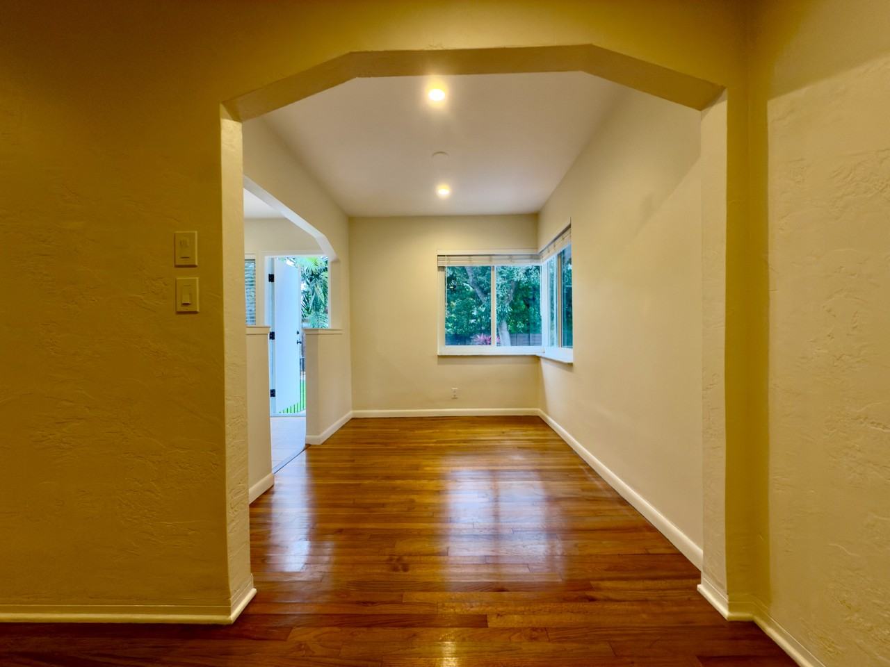 407 S 14th Ave #NA - Photo 7 of 21