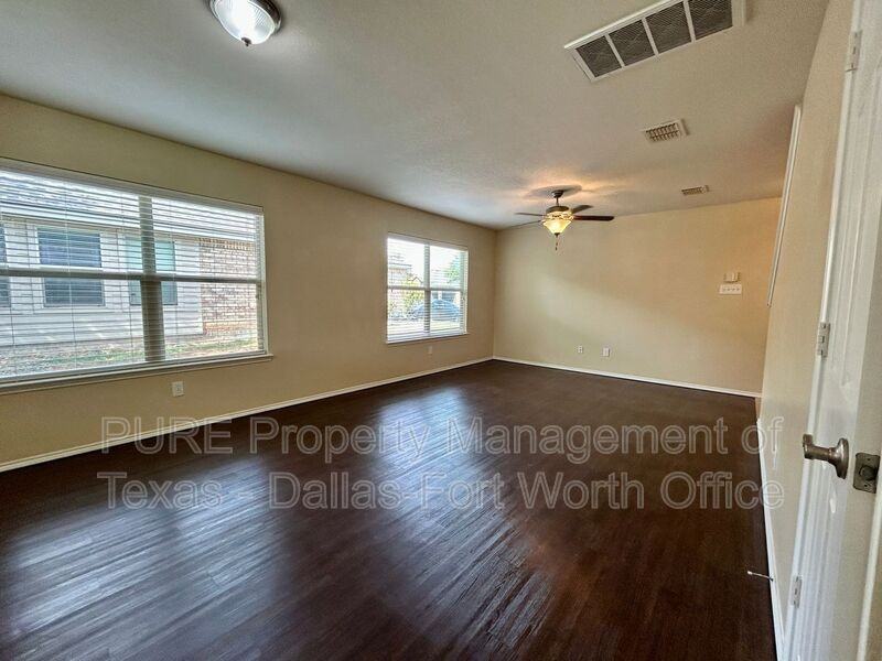 809 San Miguel Trl - Photo 7 of 39