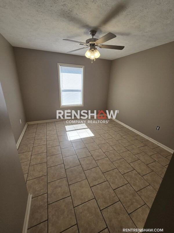 496 Dana Ave - Photo 7 of 17