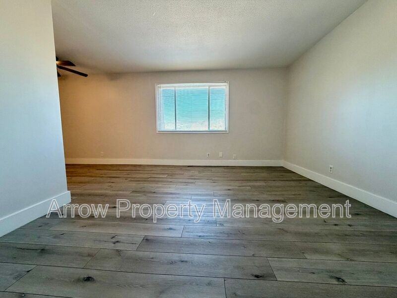 3619 N 60th St #30 - Photo 5 of 13