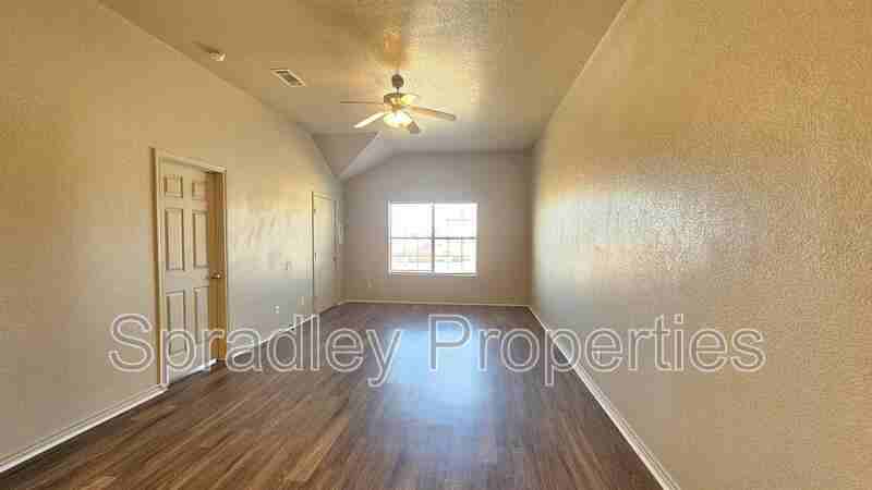 609A Moody Ln - Photo 2 of 8
