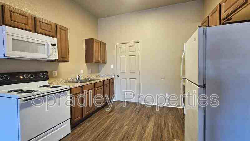 609A Moody Ln - Photo 3 of 8