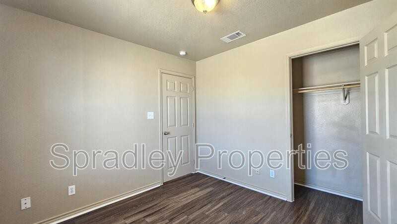 609A Moody Ln - Photo 5 of 8