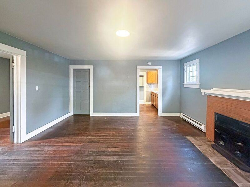 450 1/2 Blair Blvd - Photo 2 of 20