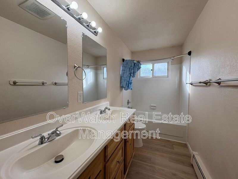 827 E 11th Ave #6 - Photo 7 of 11